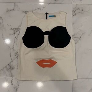 Alice + Olivia Face Graphic Sleeveless Top – Size A (XS/S)
